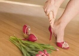 Pain in the legs of the heel that walk
